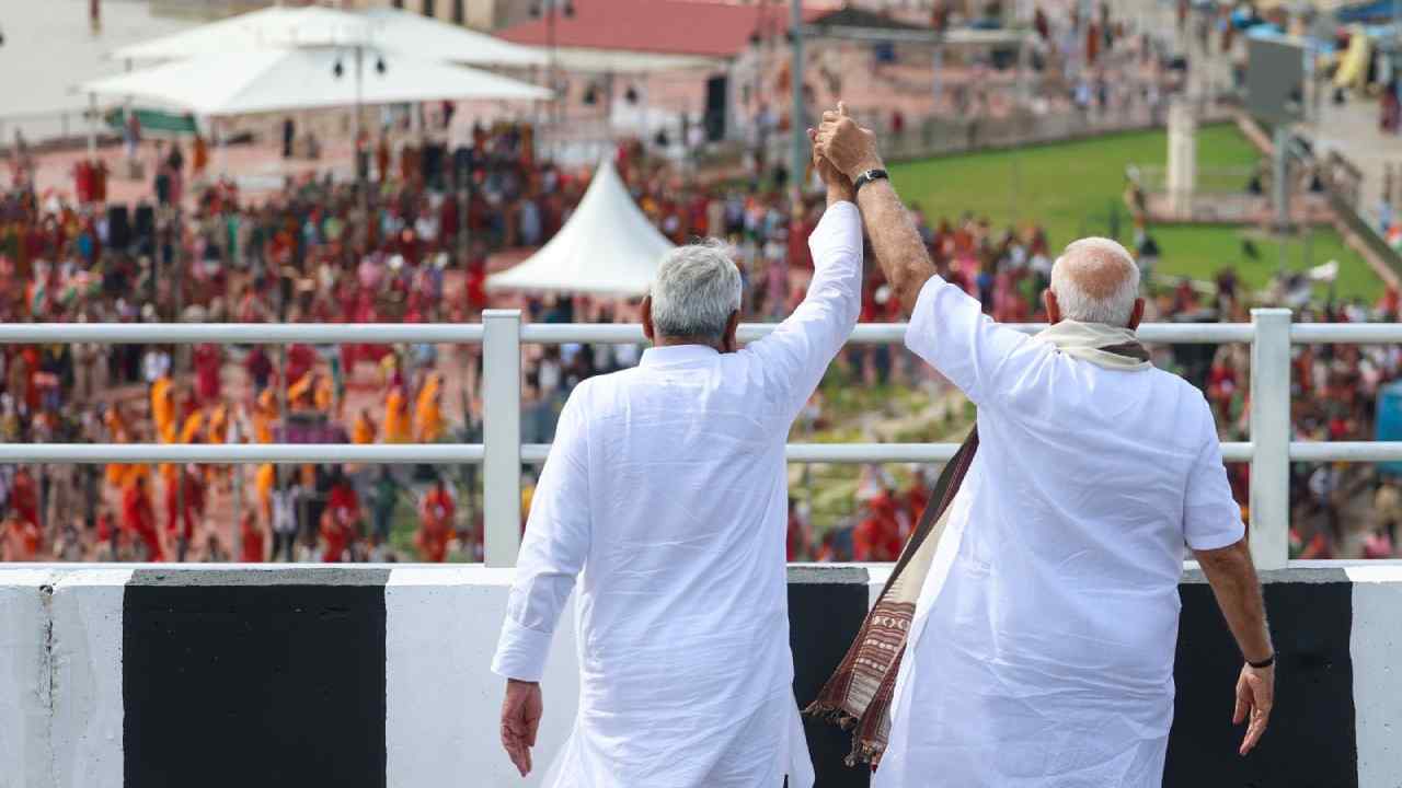 modi-nitish-unity-aunta-simaria-bridge-inauguration-2025