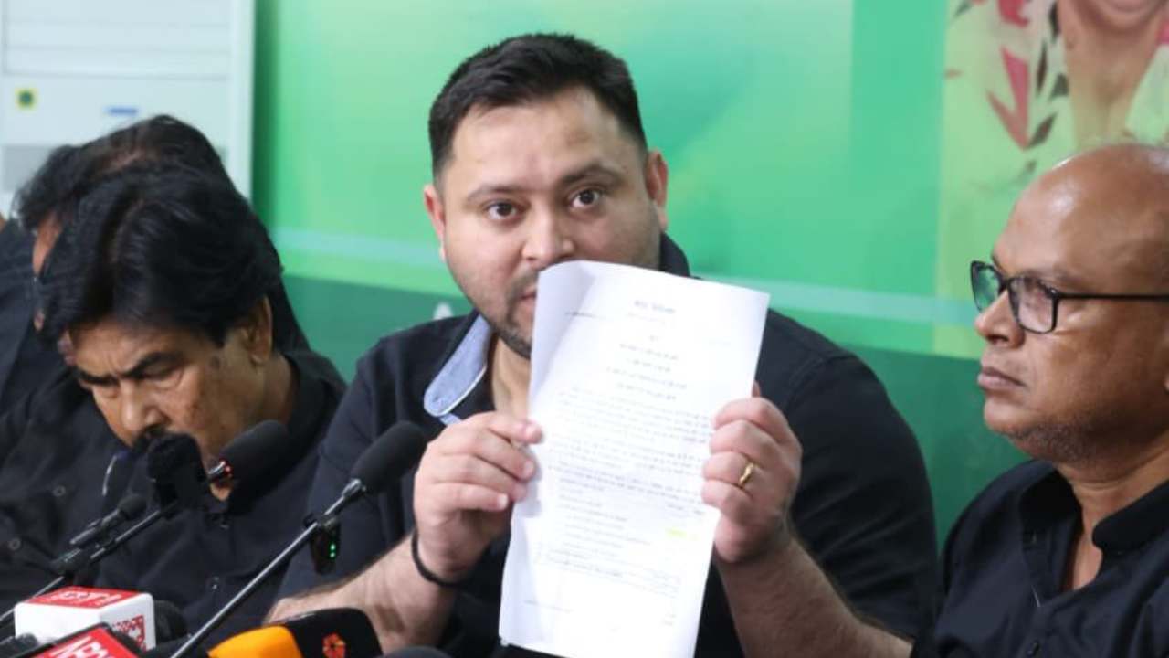 bihar-politics-tejashwi-yadav-election-commission-notice-dual-epic-numbers-sir-controversy-2025